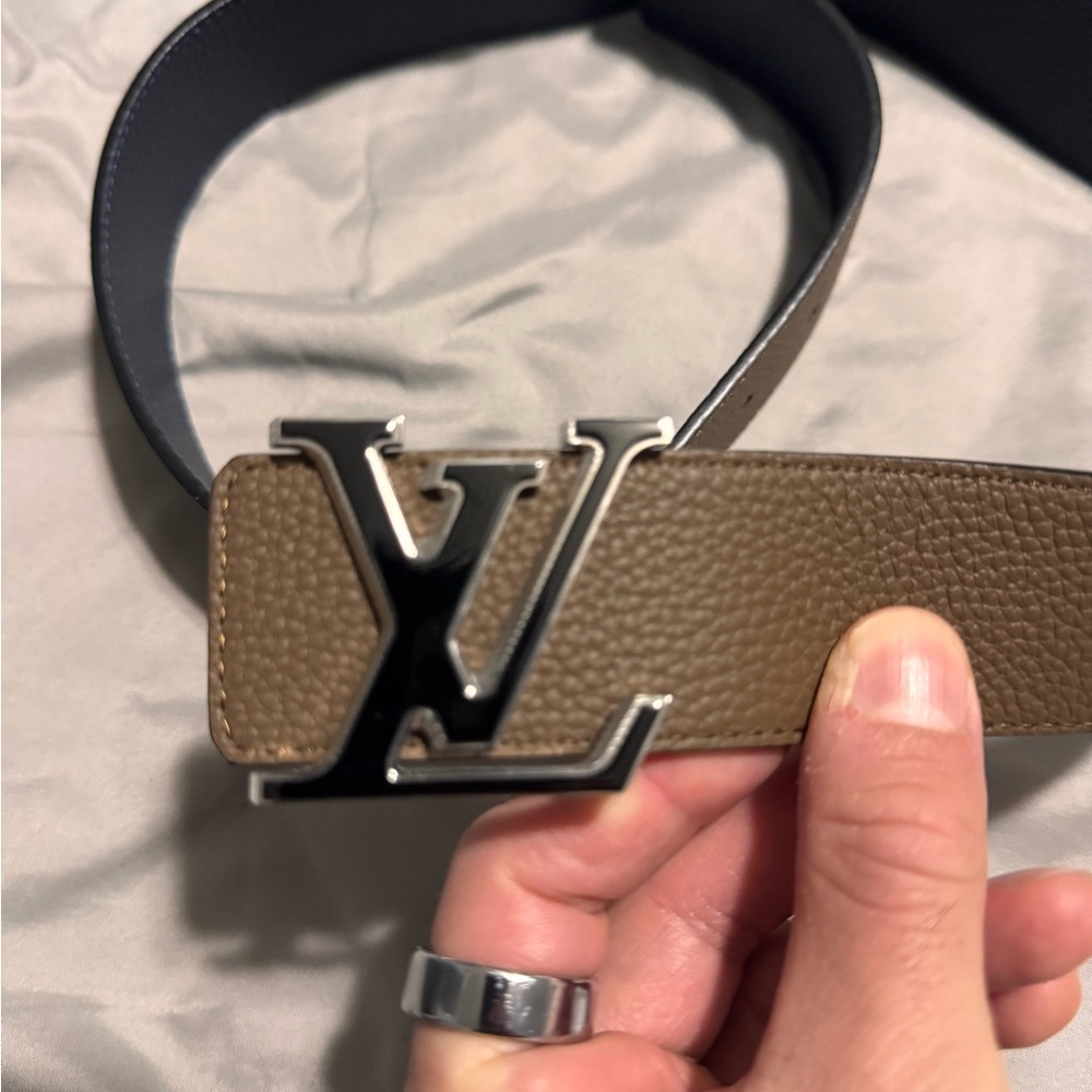 Louis Vuitton Brown and Black Belt with Iconic Buckle - Picture 2 of 5